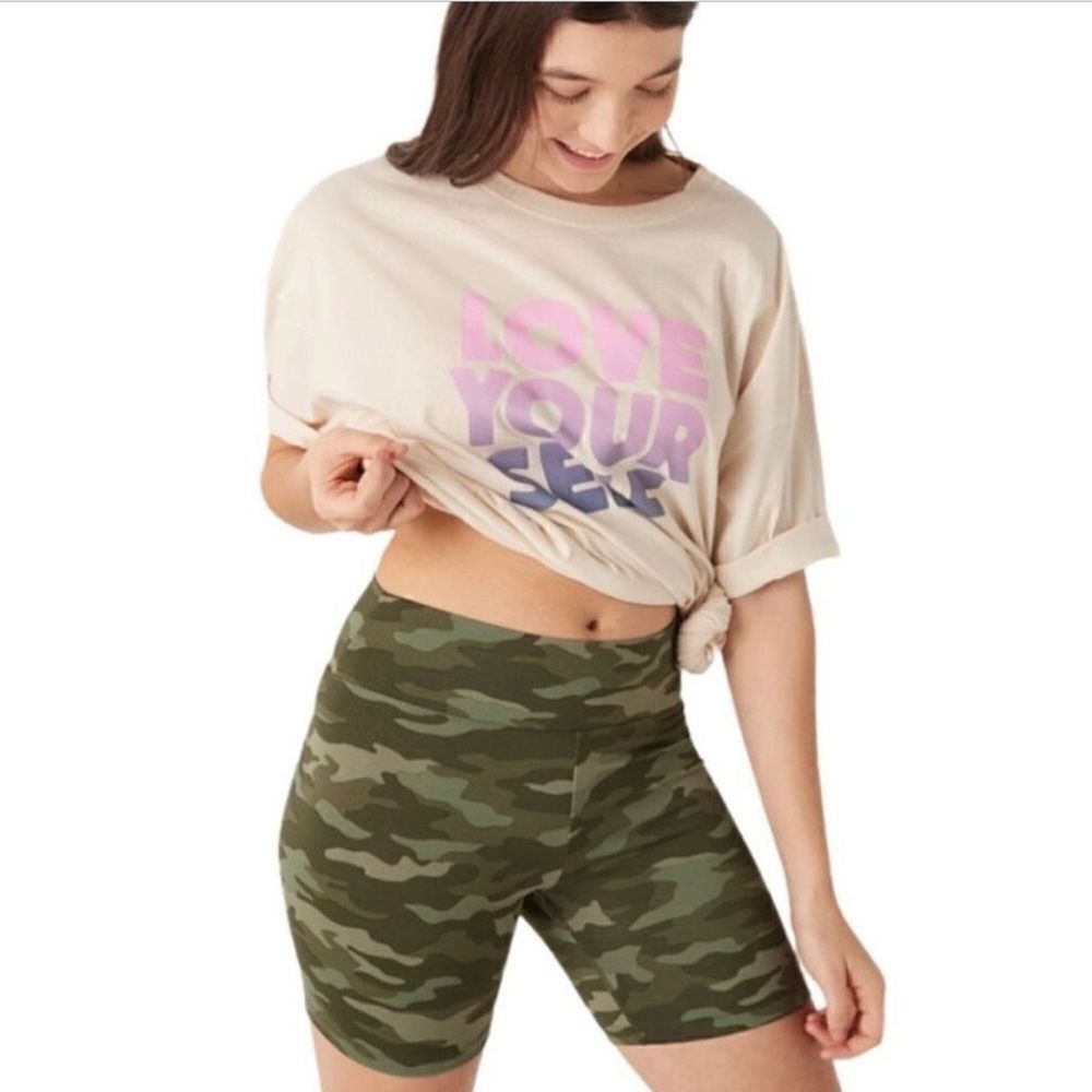 Victoria's Secret Pink High Waisted Camo Bike Shorts Green